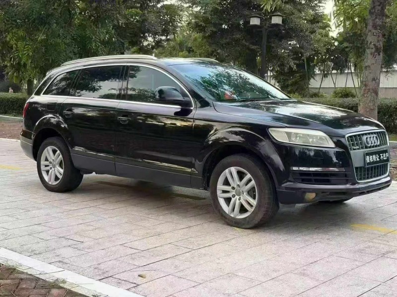 中山09年奧迪Q72