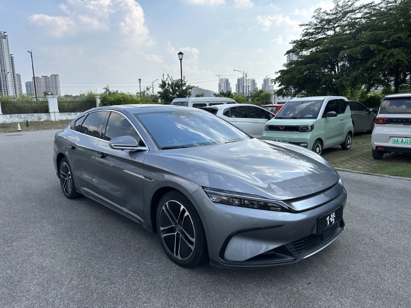 南宁23年比亚迪汉2