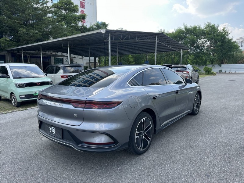 南宁23年比亚迪汉4