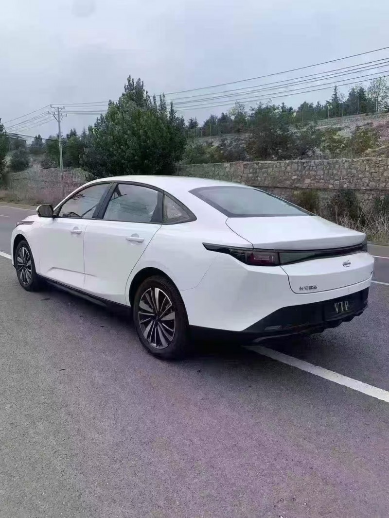 邯鄲25年長安汽車歐尚7