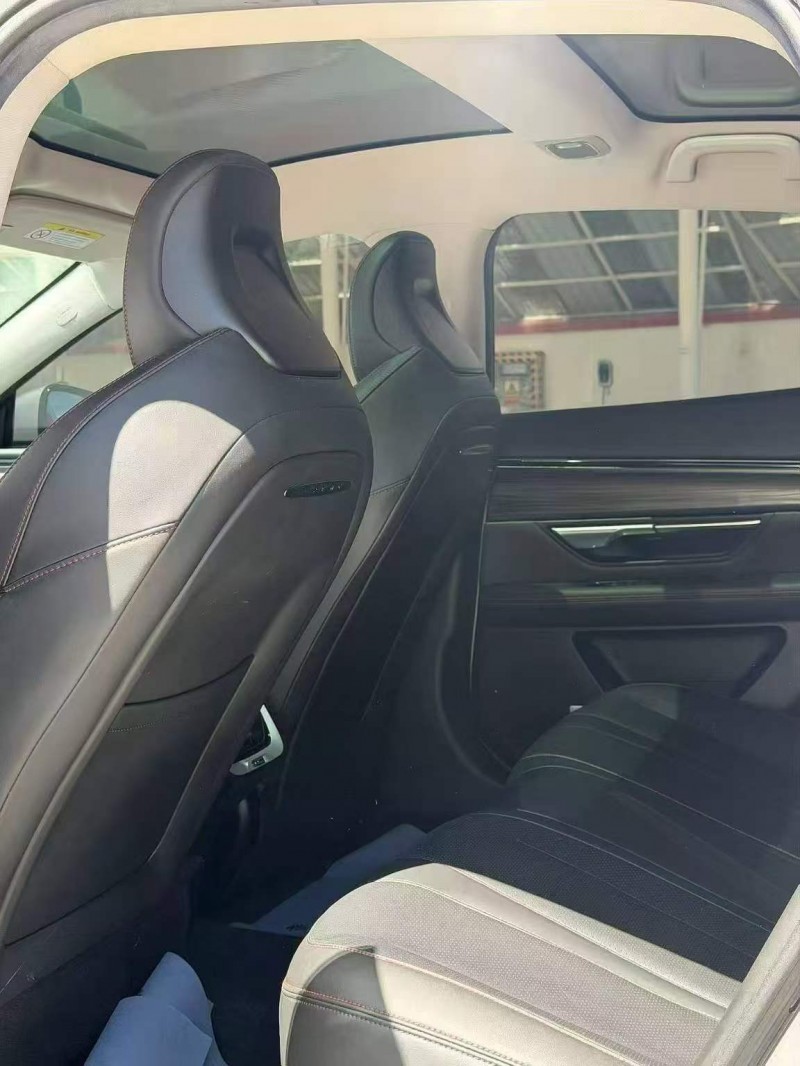 保定22年小鵬汽車p75
