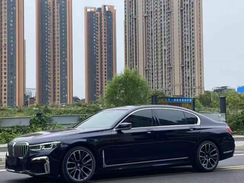 潍坊21年宝马7系2