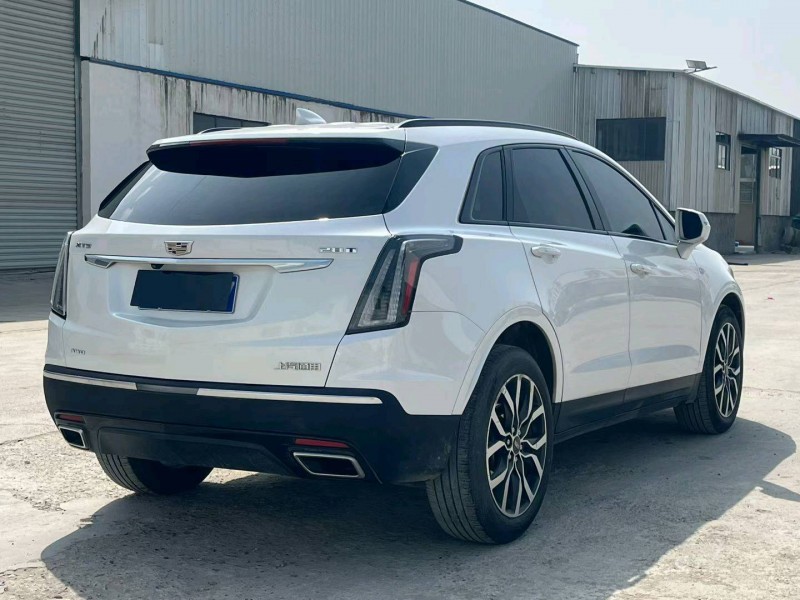 襄陽23年凱迪拉克XT53
