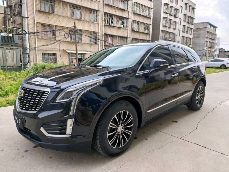 襄阳19年凯迪拉克XT53
