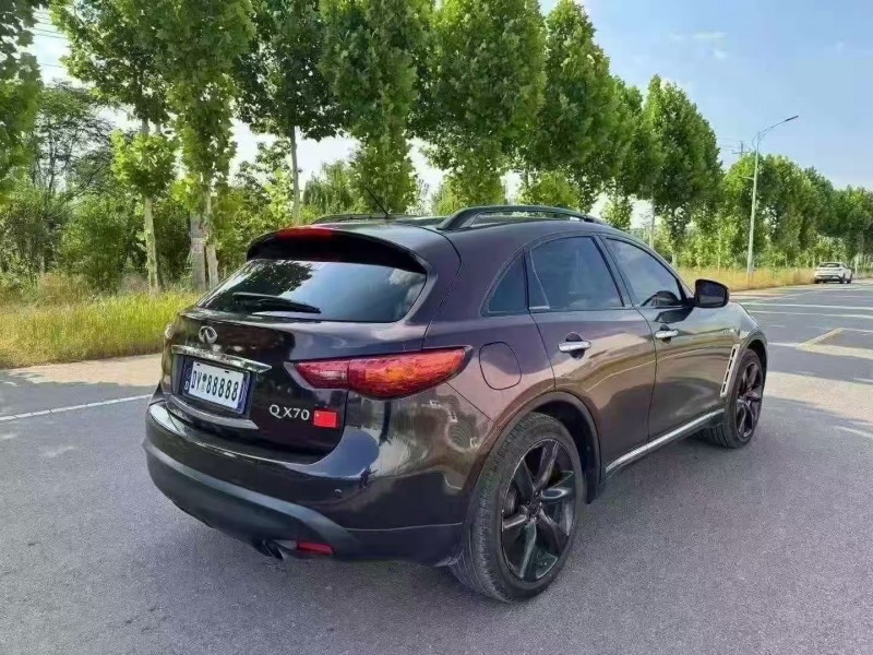 菏泽15年英菲尼迪QX707