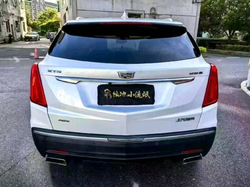 金华18年凯迪拉克XT54