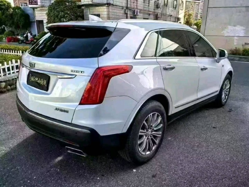 金华18年凯迪拉克XT55