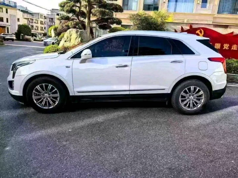 金华18年凯迪拉克XT56