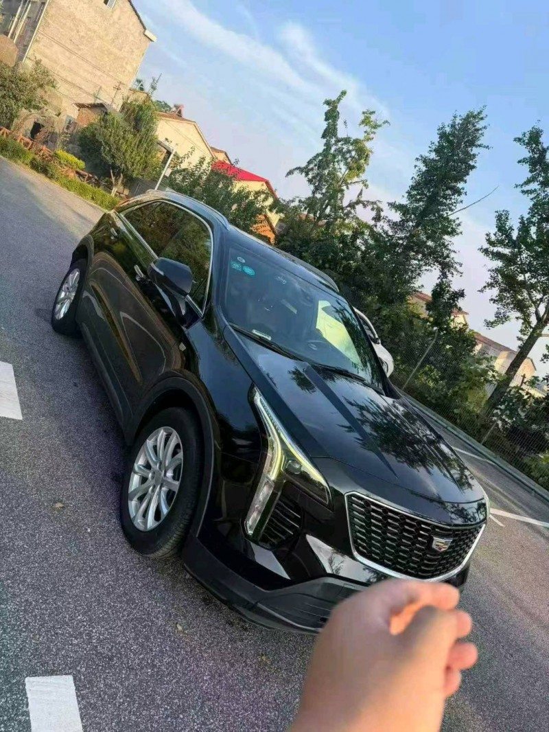 菏澤20年凱迪拉克XT42