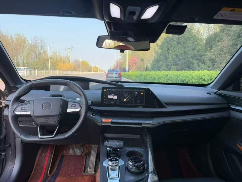 濱州23年長安汽車UNI7