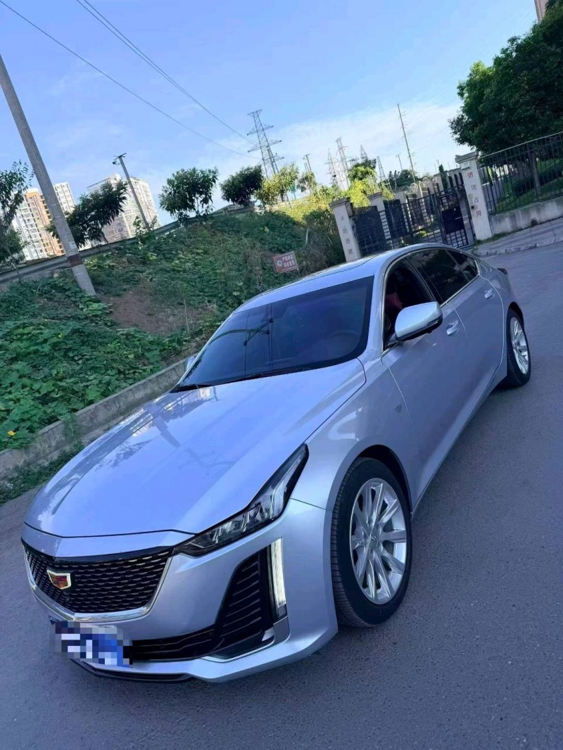 達州20年凱迪拉克CT52