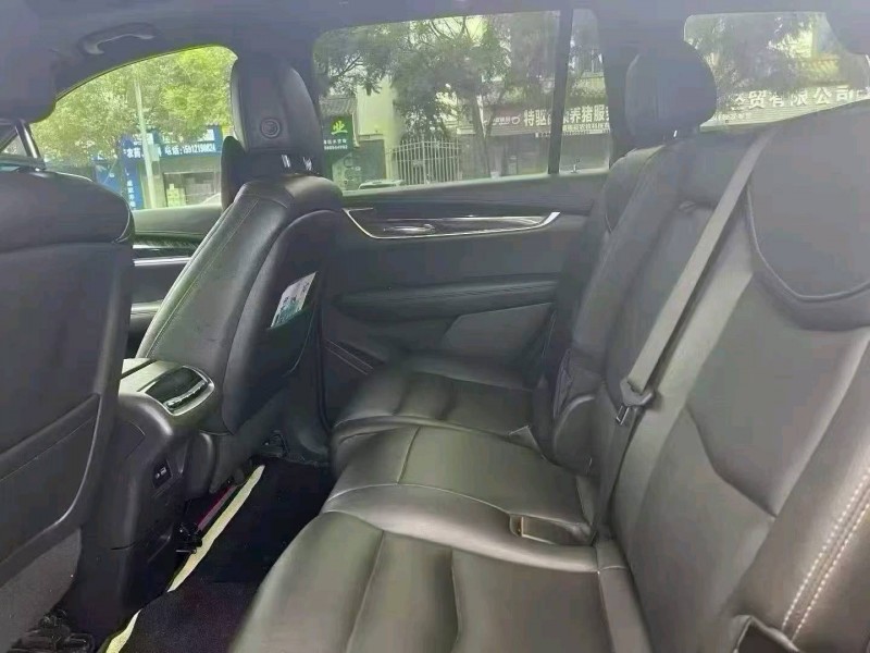 曲靖22年凱迪拉克XT65