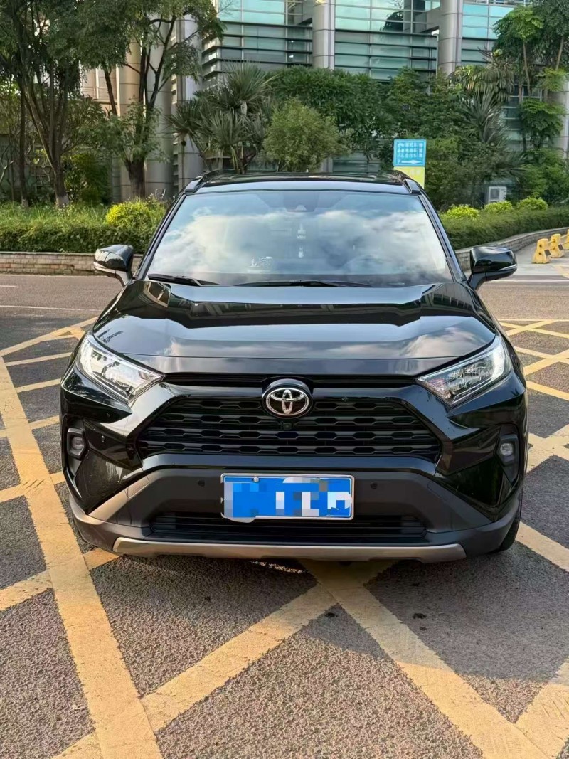 深圳24年豐田RAV4榮放1
