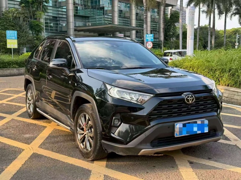 深圳24年豐田RAV4榮放3