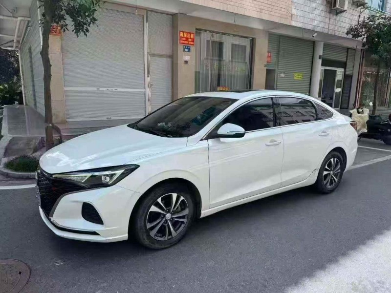 金華20年長安汽車逸動2