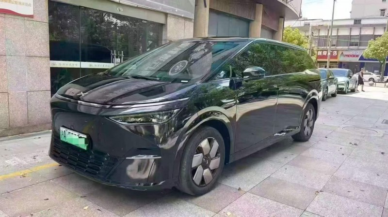 蘇州24年小鵬汽車X93