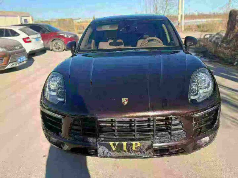 天津15年保時捷Macan1