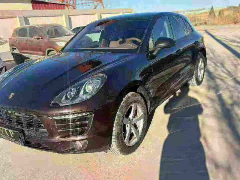 天津15年保時捷Macan2