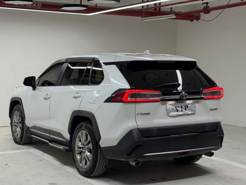 新鄉21年豐田RAV4榮放6