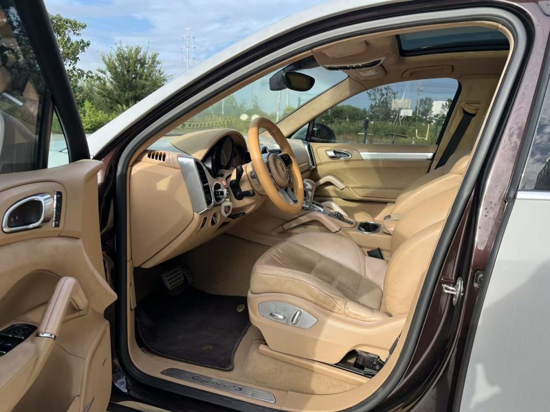 盐城15年保时捷卡宴4