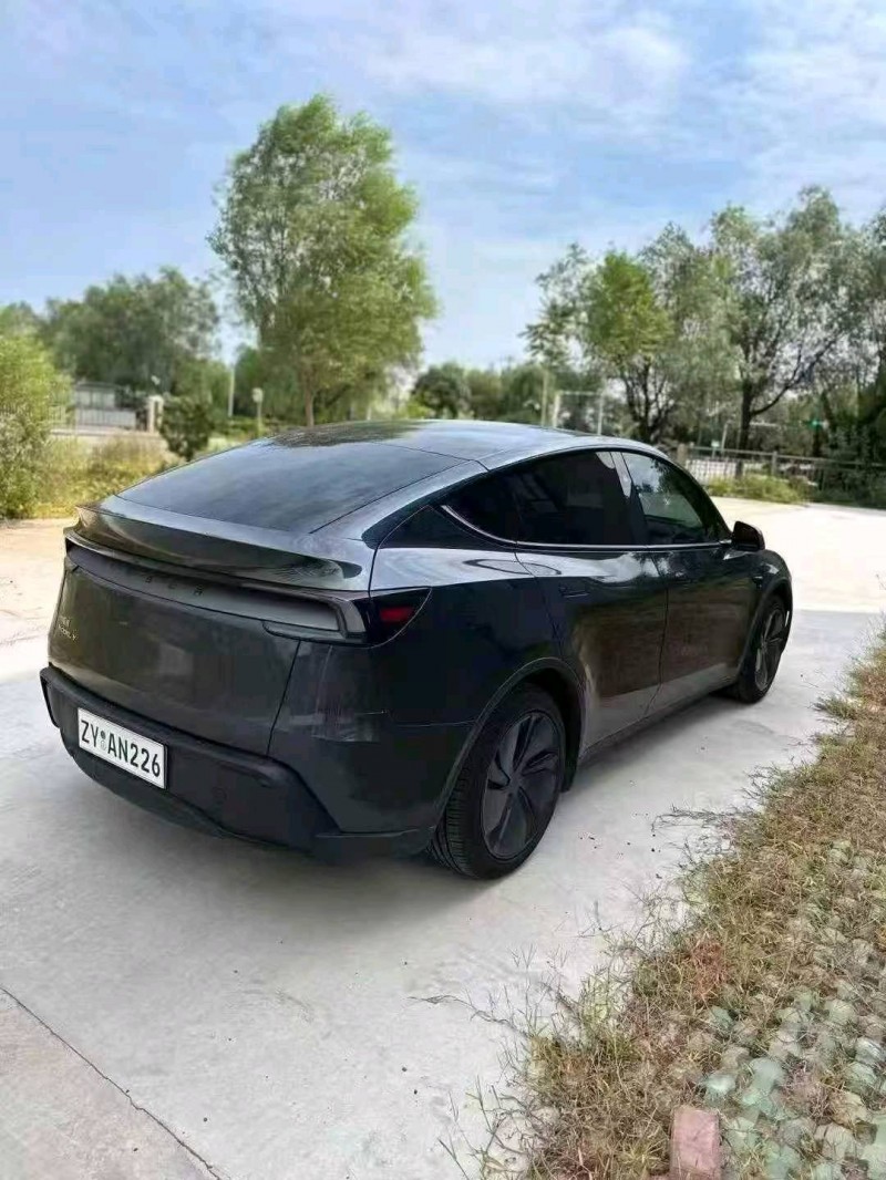 枣庄25年特斯拉MODEL Y8