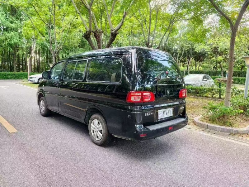 蘇州24年東風菱智8