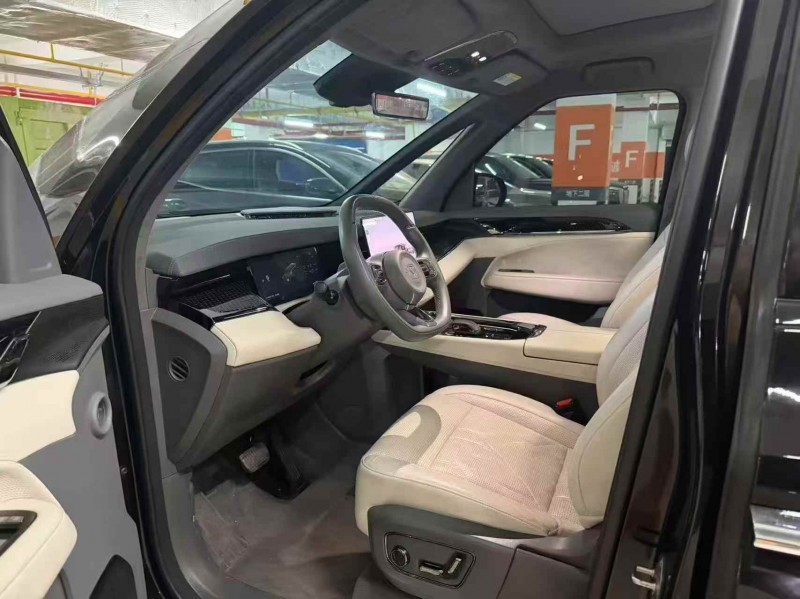 宜昌24年極氪汽車0093