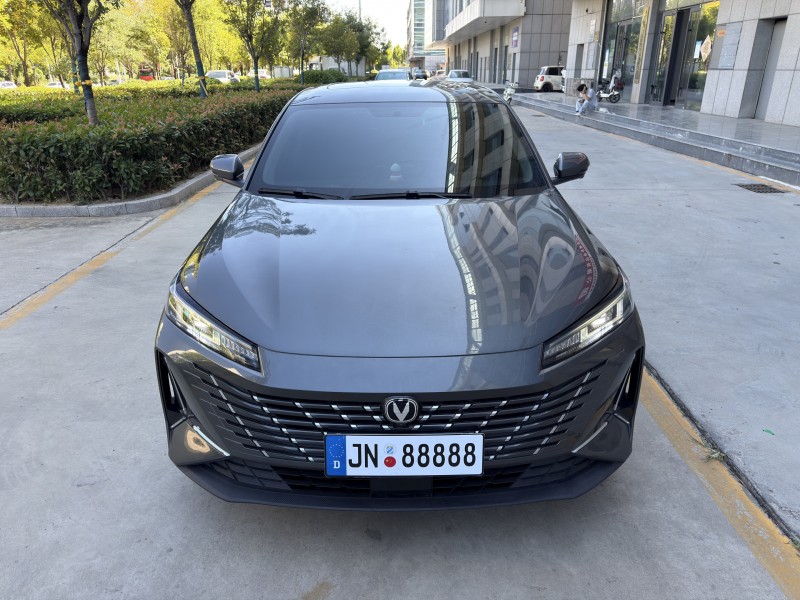 濟寧25年長安汽車逸動1