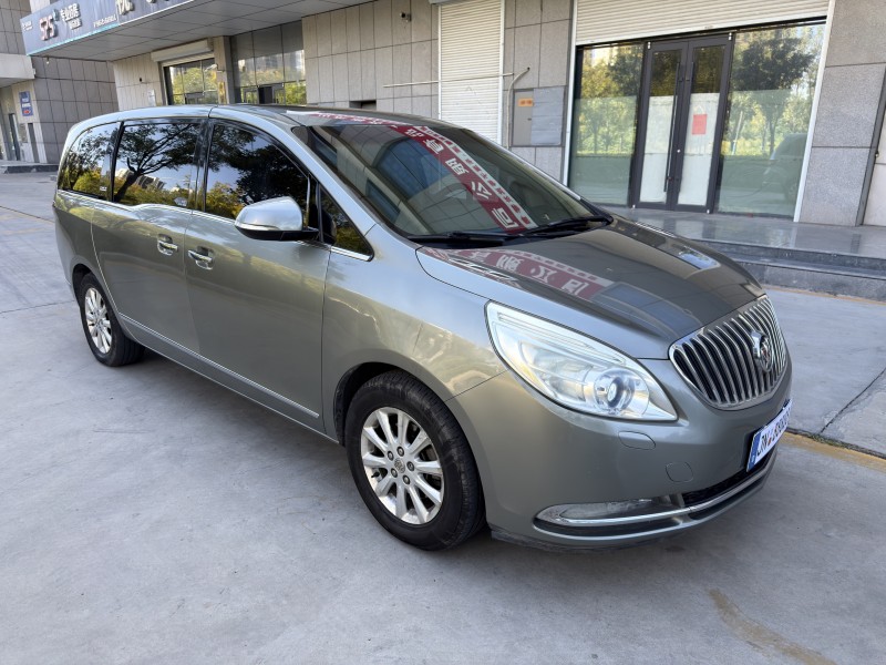 济宁11年别克GL82