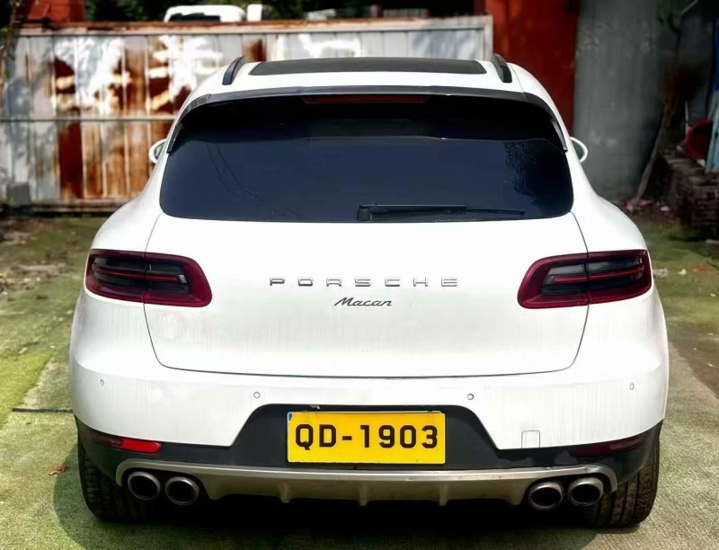 青島17年保時捷Macan5