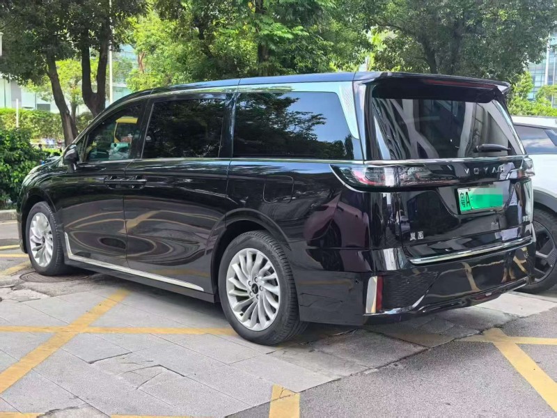 深圳24年嵐圖汽車夢想家7