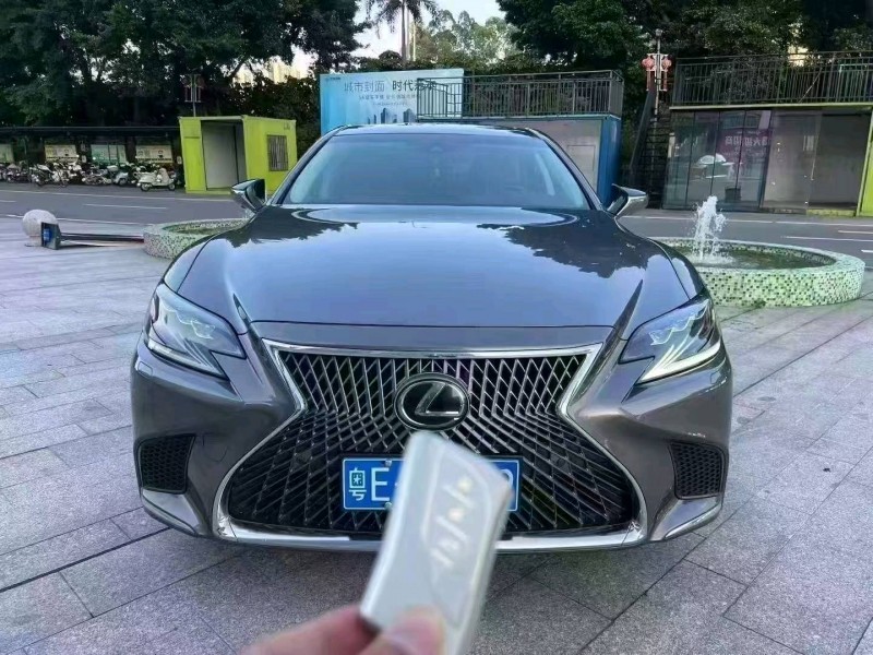 廣州18年雷克薩斯LS1