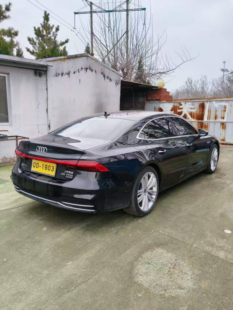 青島25年奧迪A7L3