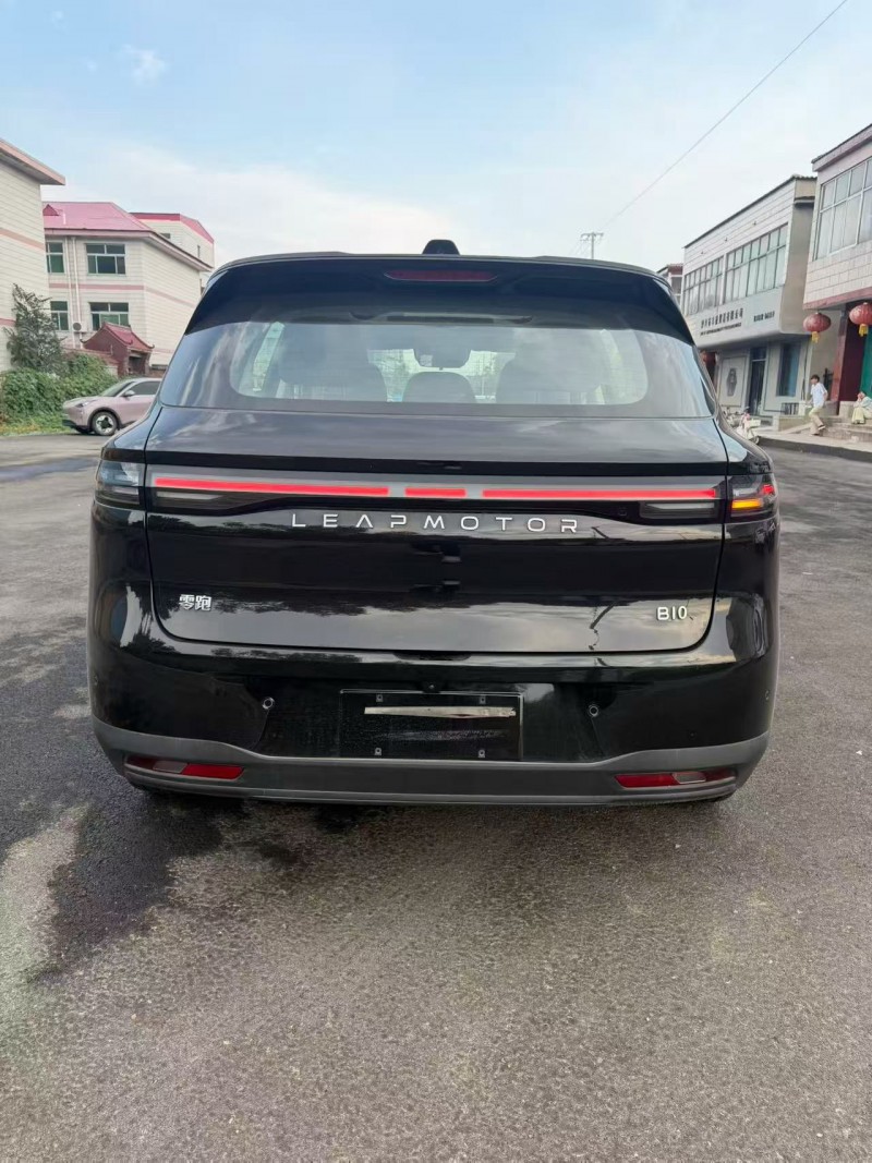 邢臺26年零跑汽車B106