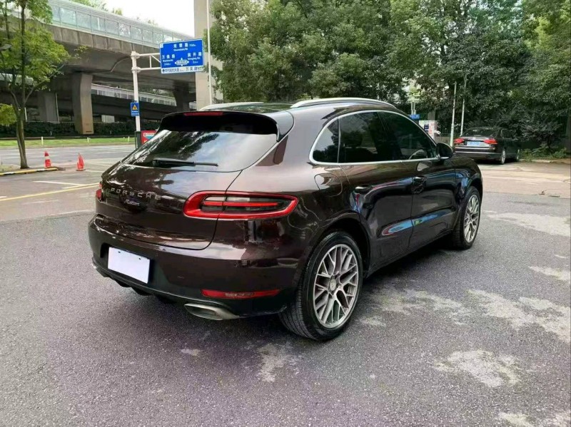 長沙15年保時捷Macan9