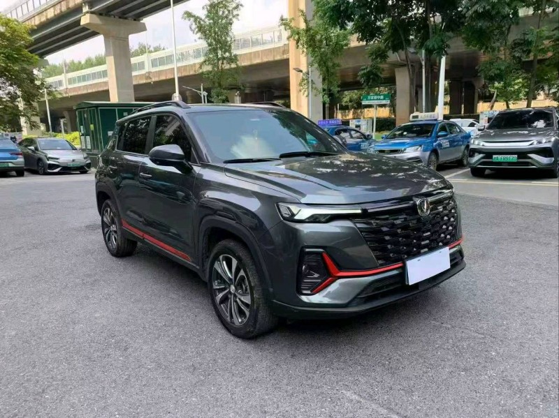 長沙23年長安汽車CS352