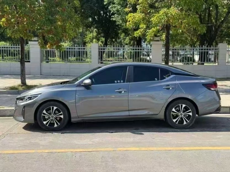 汕頭25年日產軒逸8
