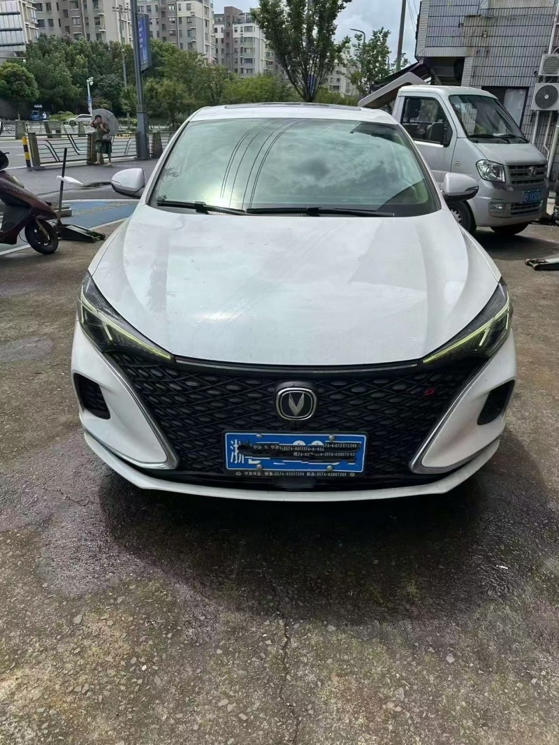 嘉興20年長安汽車逸動1