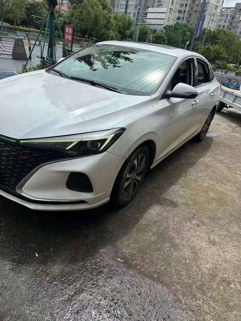 嘉興20年長安汽車逸動2