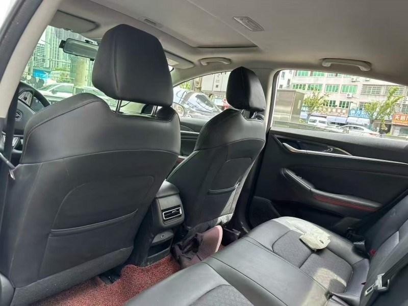 嘉興20年長安汽車逸動5