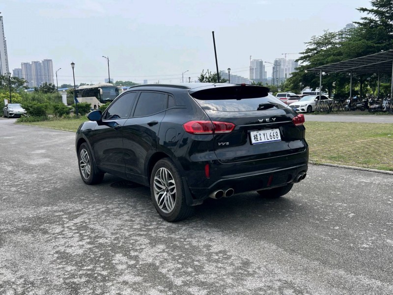 南寧18年長城汽車魏牌5