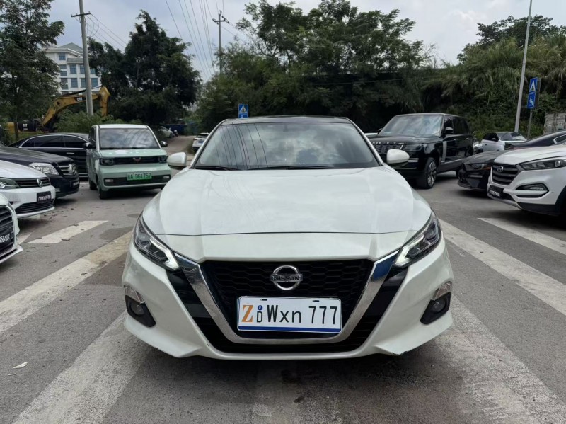 南寧20年日產天籟1