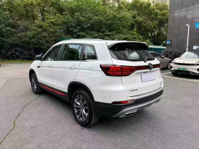 長沙21年長安汽車CS756