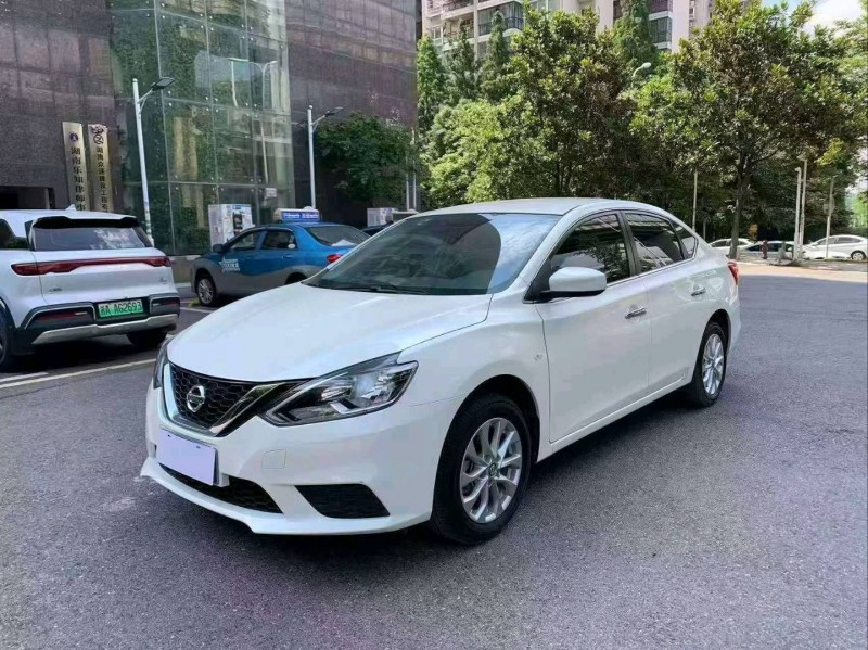 長沙23年日產軒逸2