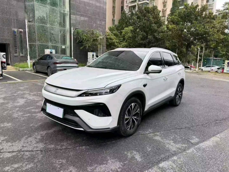 长沙25年比亚迪宋2