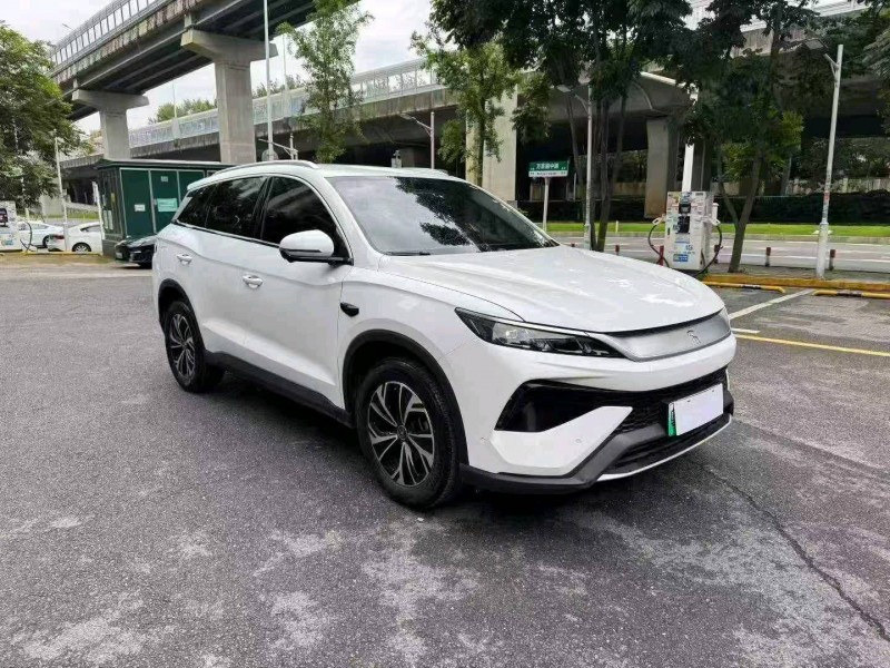 长沙25年比亚迪宋3