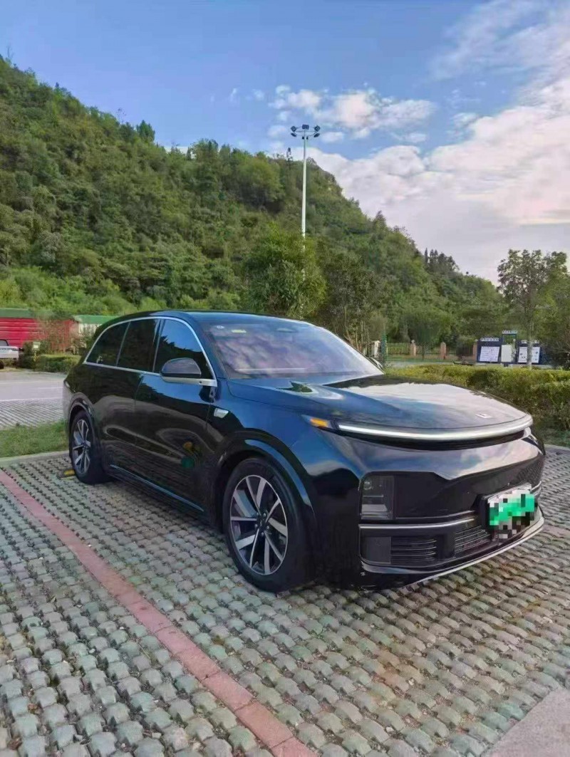 重庆23年理想L83