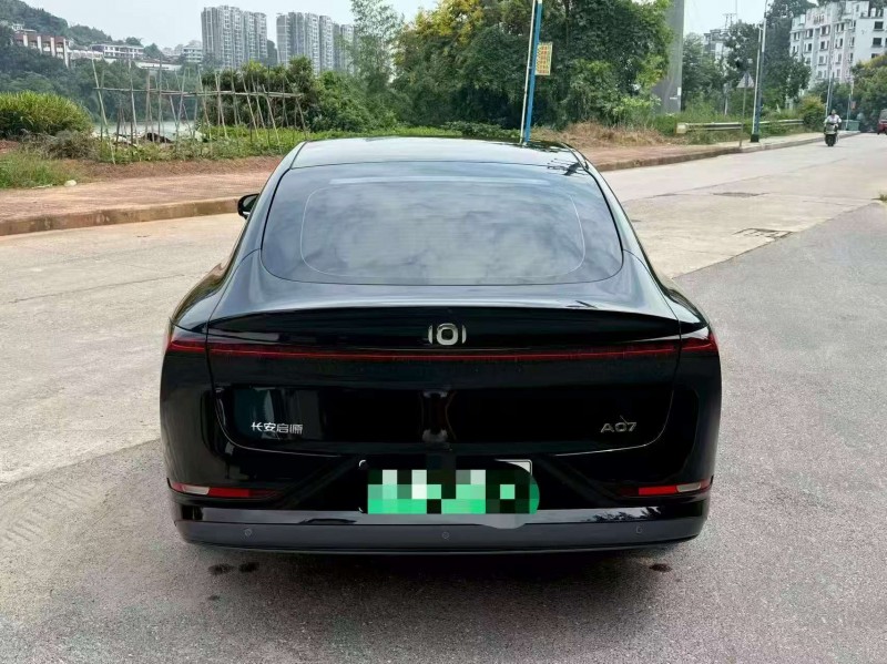 三明25年長安汽車啟源9