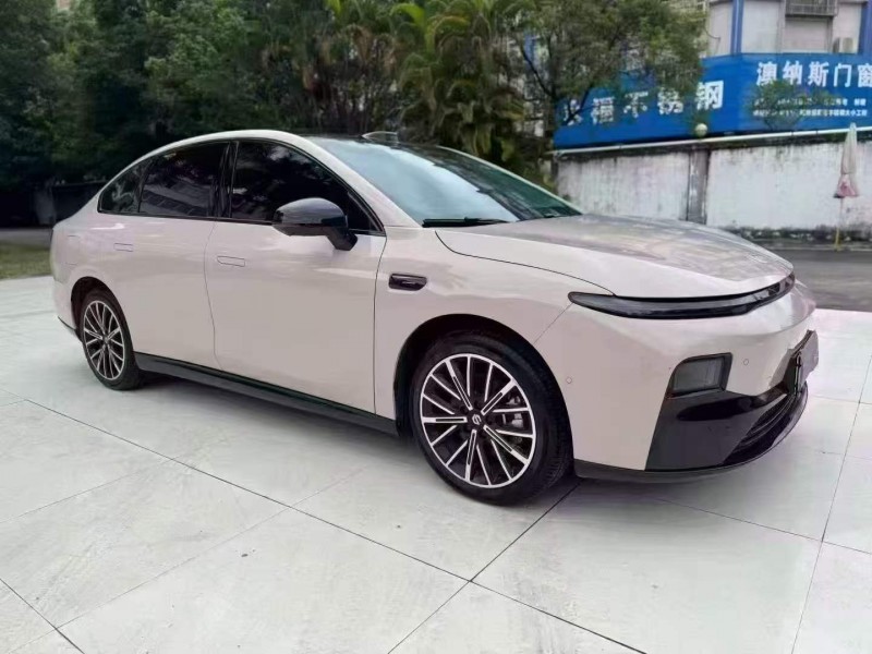 珠海25年零跑汽車B013