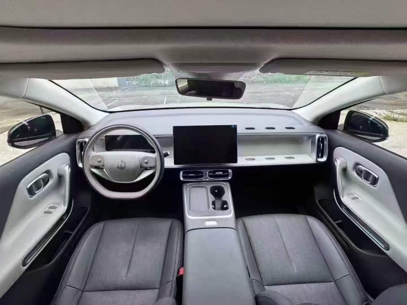 珠海25年零跑汽車B017